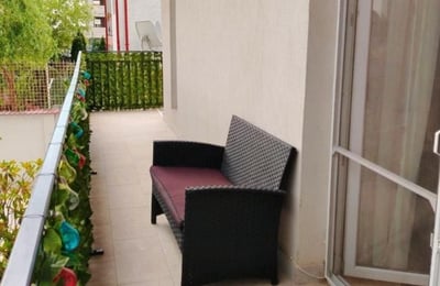 Аренда комфортных 2-комнатных апартаментов площадью 70 м² в районе Мамая, Констанца, Румыния